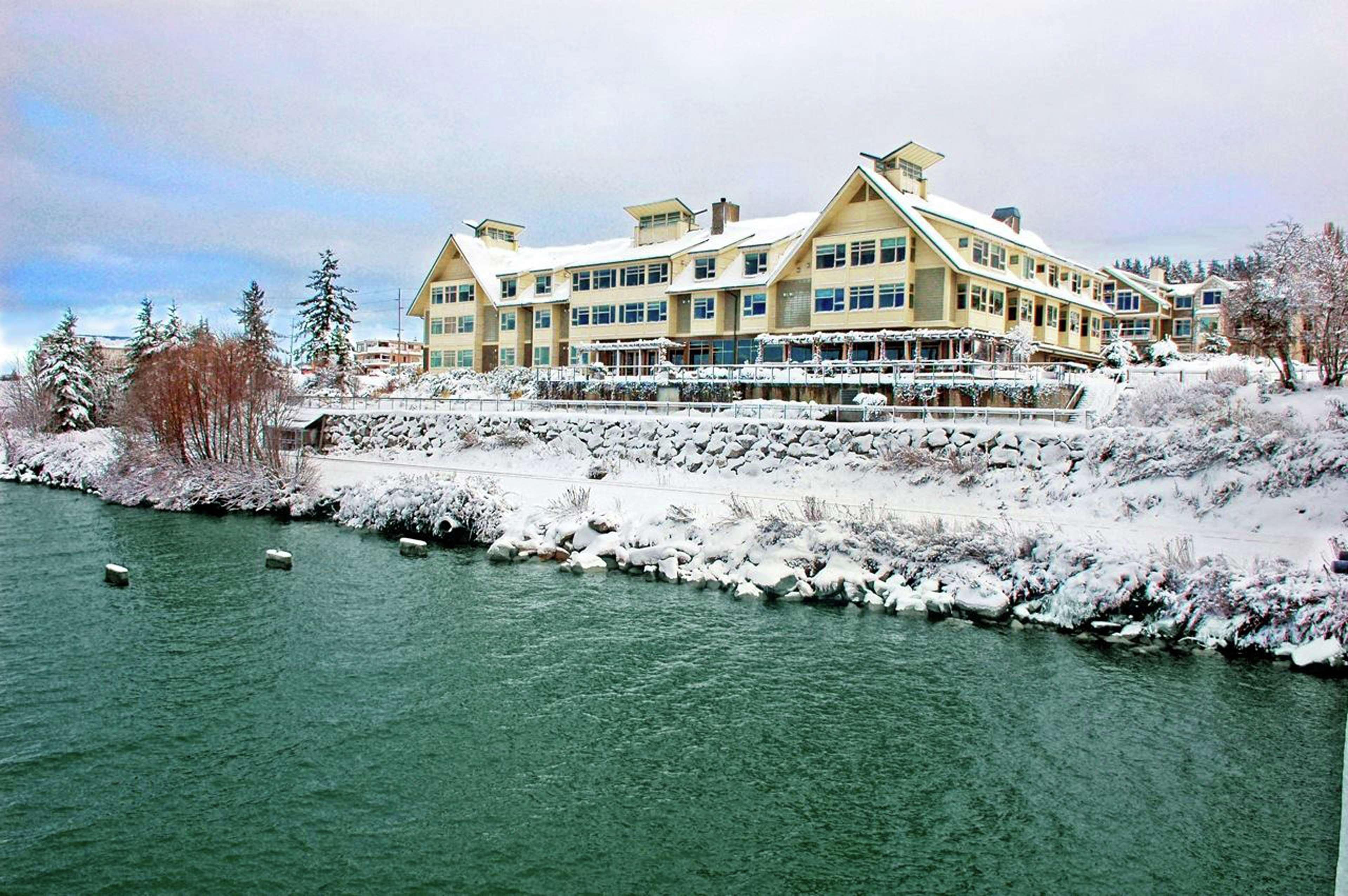 Chrysalis Inn & Spa Bellingham, Curio Collection By Hilton Экстерьер фото