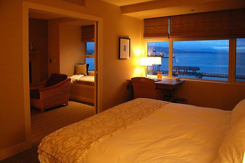 Chrysalis Inn & Spa Bellingham, Curio Collection By Hilton Экстерьер фото