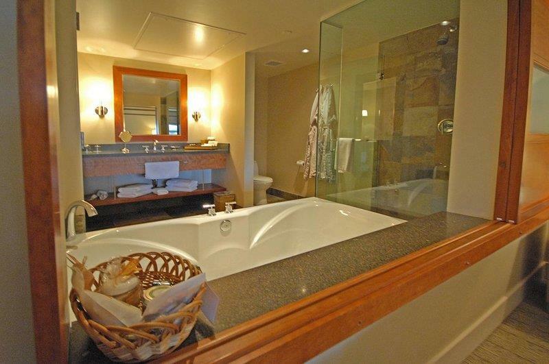 Chrysalis Inn & Spa Bellingham, Curio Collection By Hilton Экстерьер фото